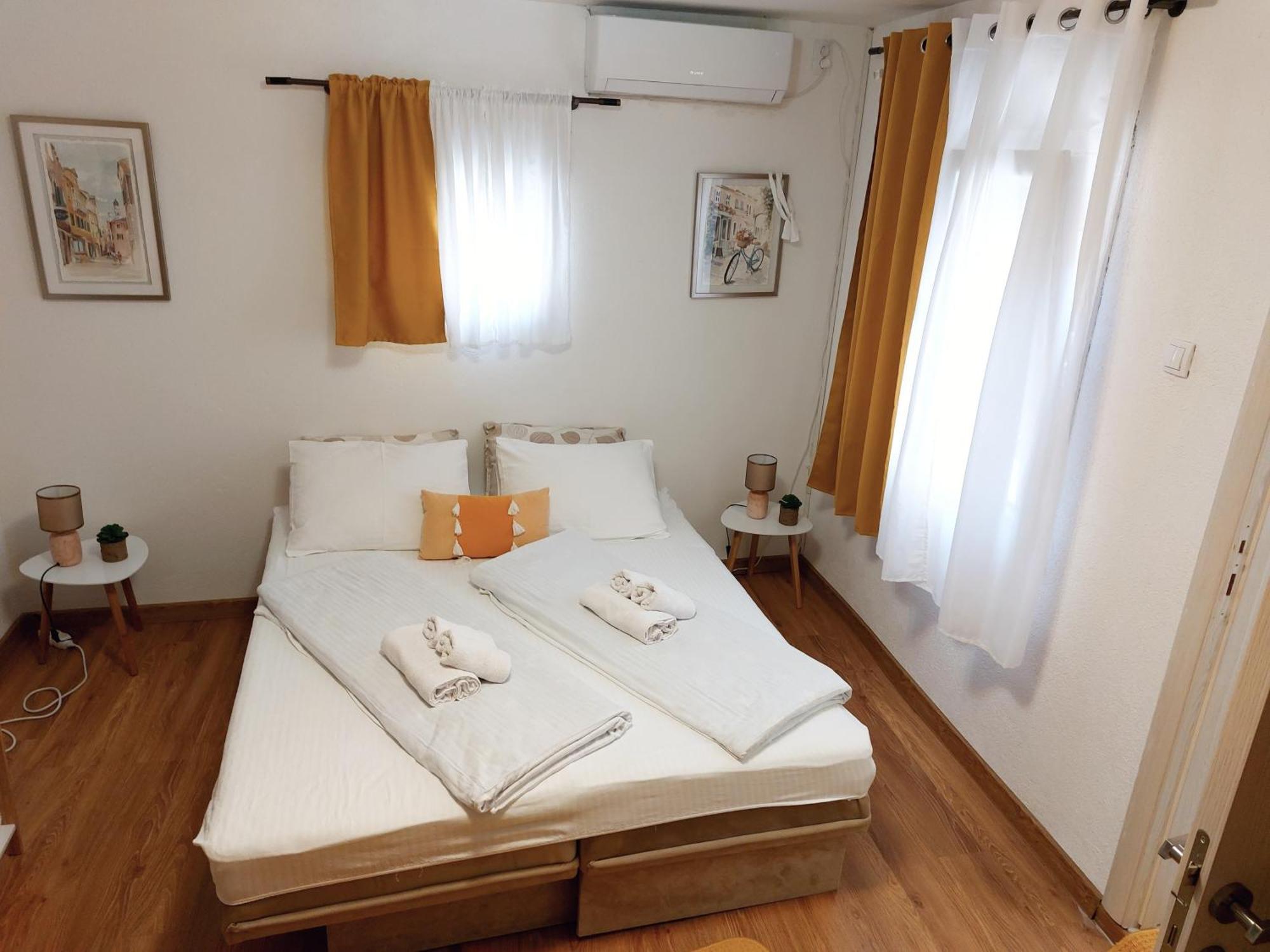 Ljubovic Apartman Podgorica Extérieur photo