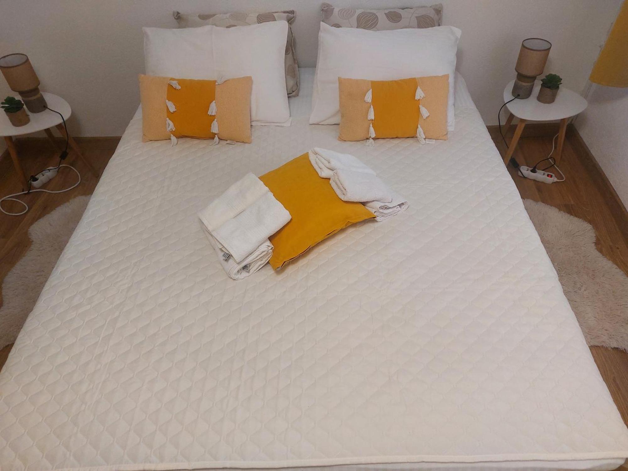 Ljubovic Apartman Podgorica Extérieur photo